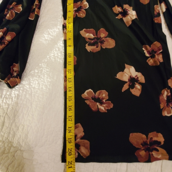 NWT Tommy Hilfiger Floral Cropped Jumpsuit - Picture 6 of 7
